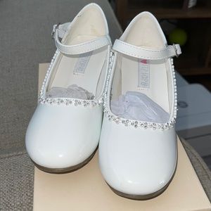 Top Top Kids white patent leather communion shoe size 13